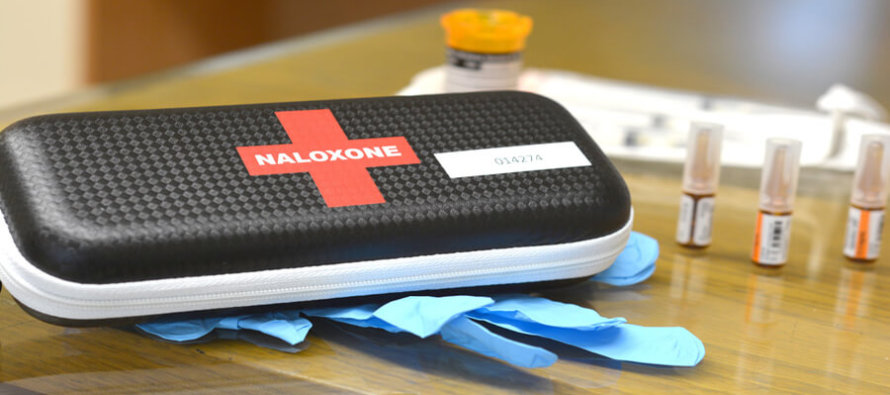 TDSB: un Kit di naloxone sarà fornito alle scuole secondarie