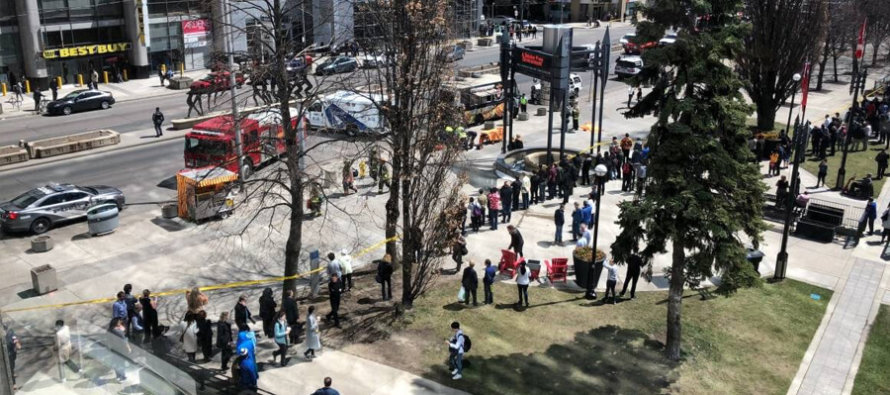 Toronto: Horrible scenery in northeastern.  It is not yet known whether it is terrorism. There are no confirmations on the status of the injured.