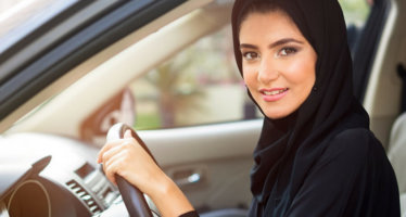 Donne in carriera sulle quattro ruote con Uber e Careem in Arabia Saudita