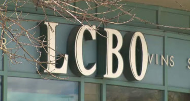 LCBO: riporterà i vini Norman Hardie sugli scaffali, quasi sei mesi dopo che il marchio è stato trafitto da accuse di molestie sessuali